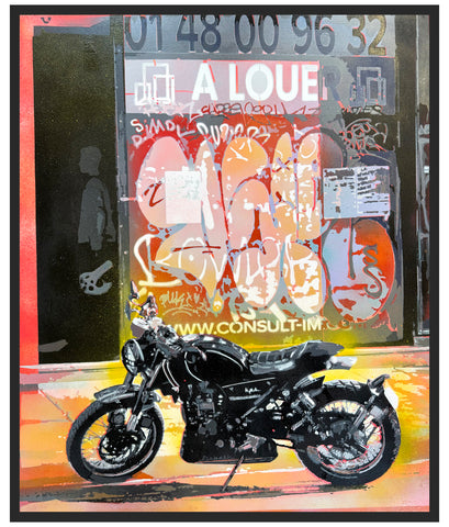 Voxx Romana • Paris Streets