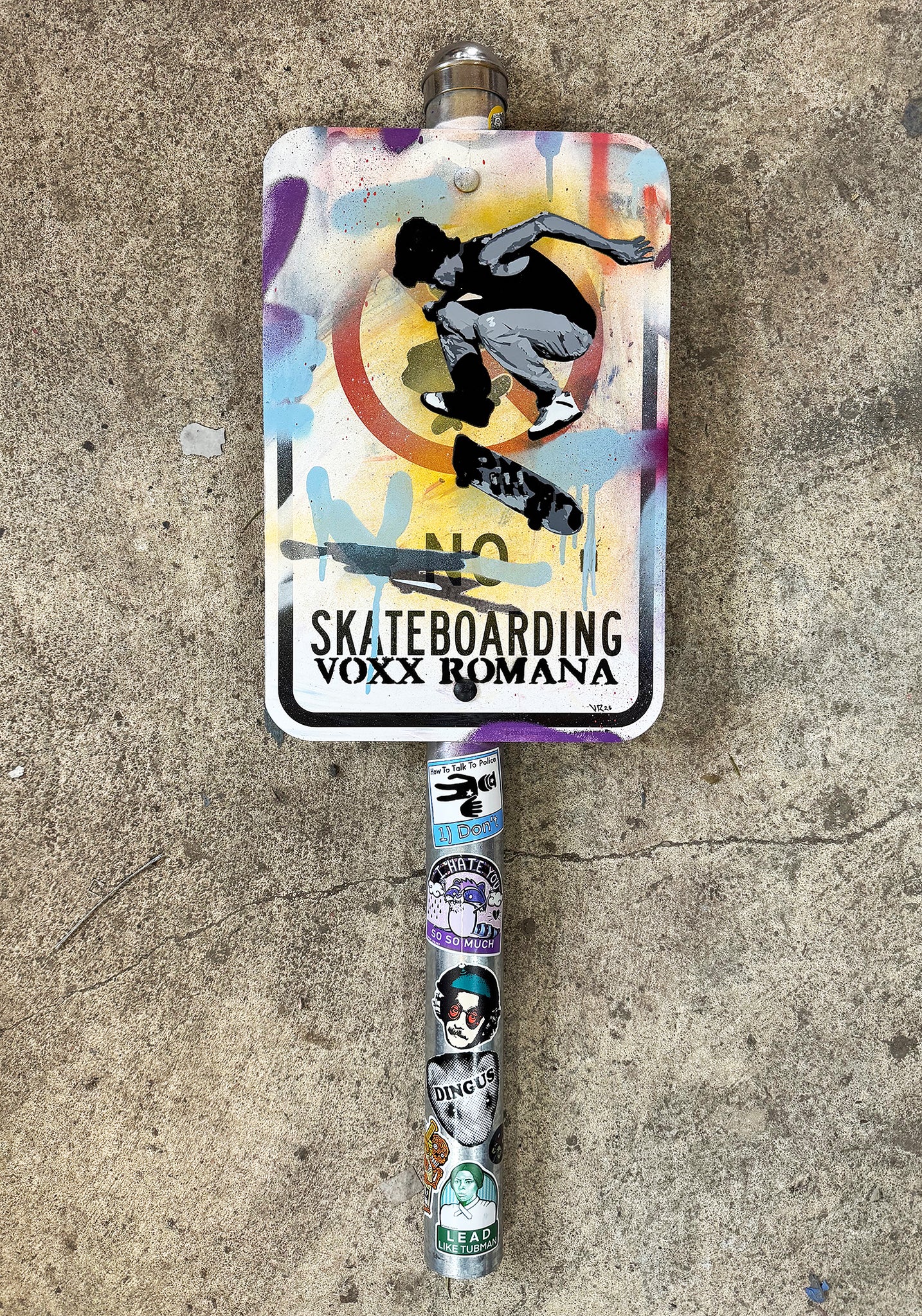 Voxx Romana • Skate Sign